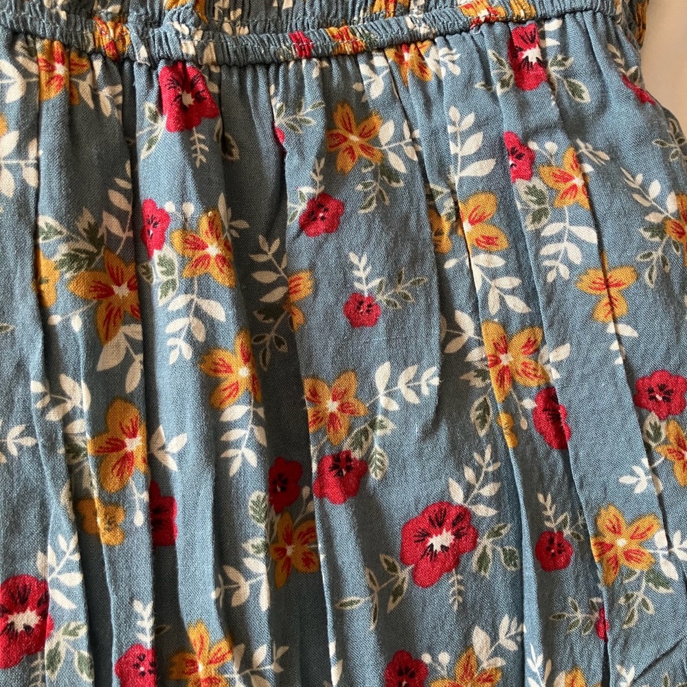 Ivy City Co Smocked Midi Dress - Picture 2 of 3